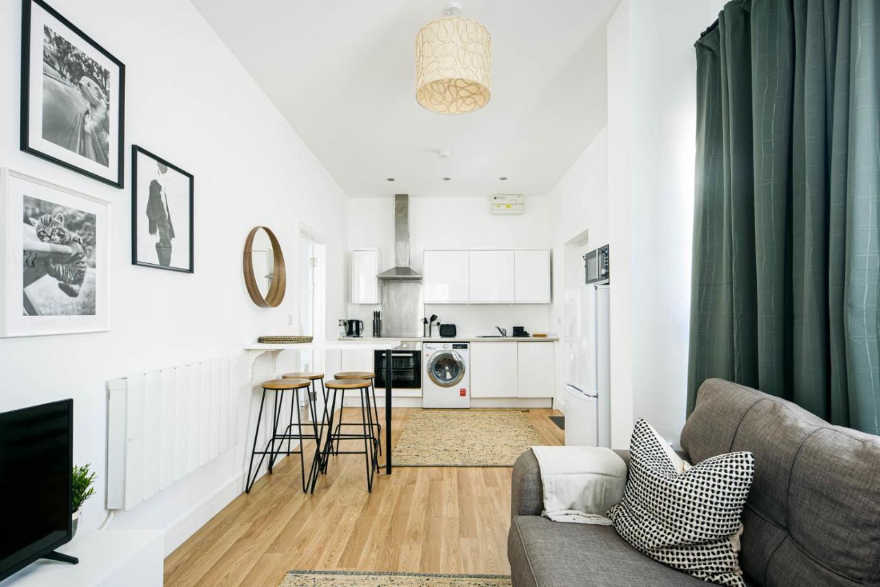 Charming 1 Bedroom Apartment Bristol Bagian luar foto